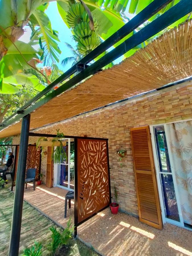 Sea U Inn Romblon Extérieur photo