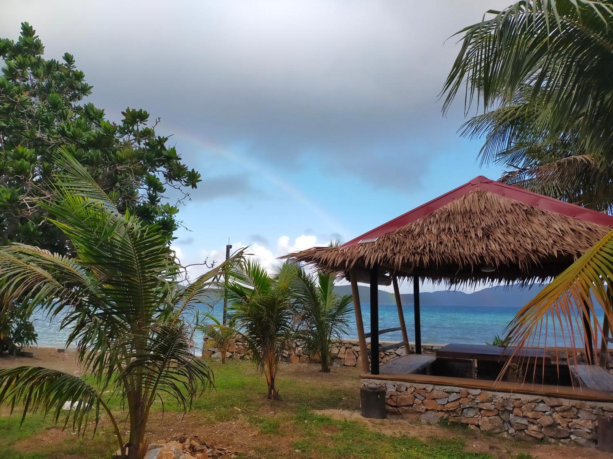 Sea U Inn Romblon Extérieur photo